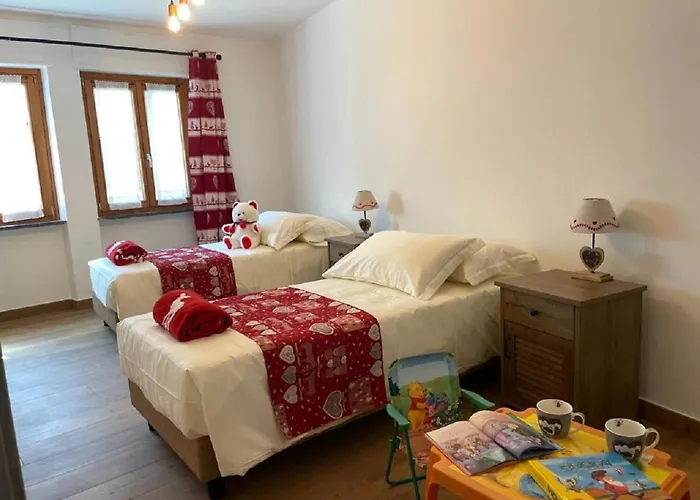 Maison Julie-lungo La Via Francigena Hébergement de vacances