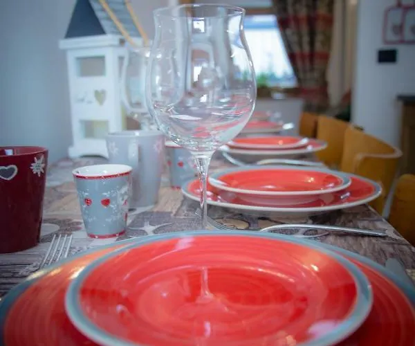 Maison Julie-lungo La Via Francigena Etroubles