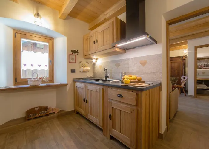 Maison Julie-lungo La Via Francigena Etroubles